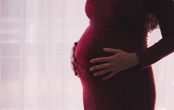 深圳有供卵中心吗，40岁高龄都在“拼二胎”，在湖北麻城能做助孕试管婴儿吗